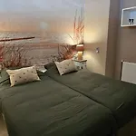 Bon Diaz At Sea Apartment
