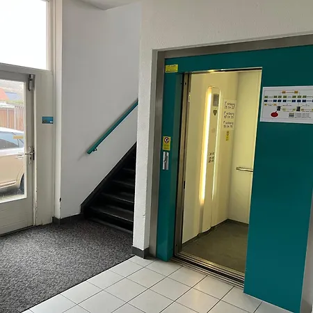 Bon Diaz At Sea Julianadorp