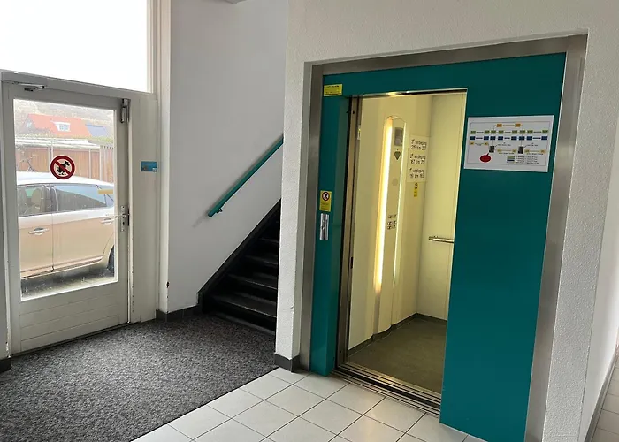 Bon Diaz At Sea Julianadorp